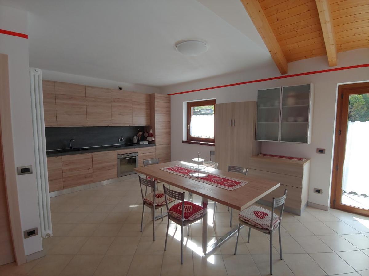 Pisolo Selvaggio Apartment Tirano Exterior photo